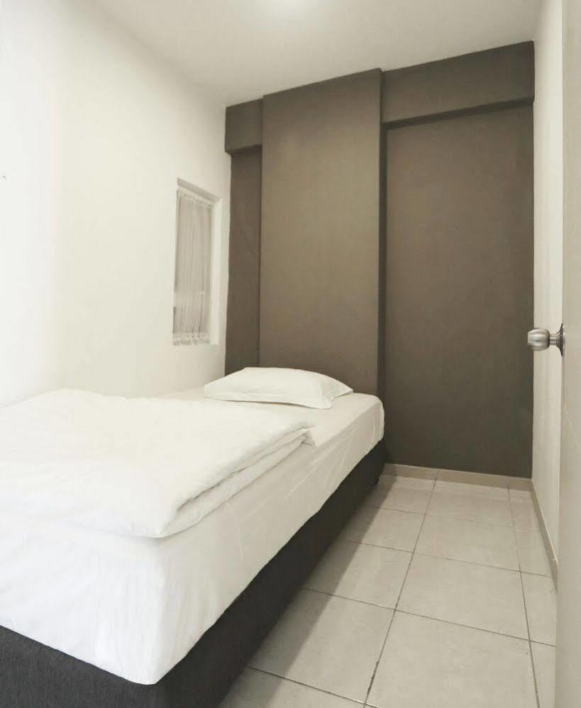 Myrooms Бекасі Екстер'єр фото